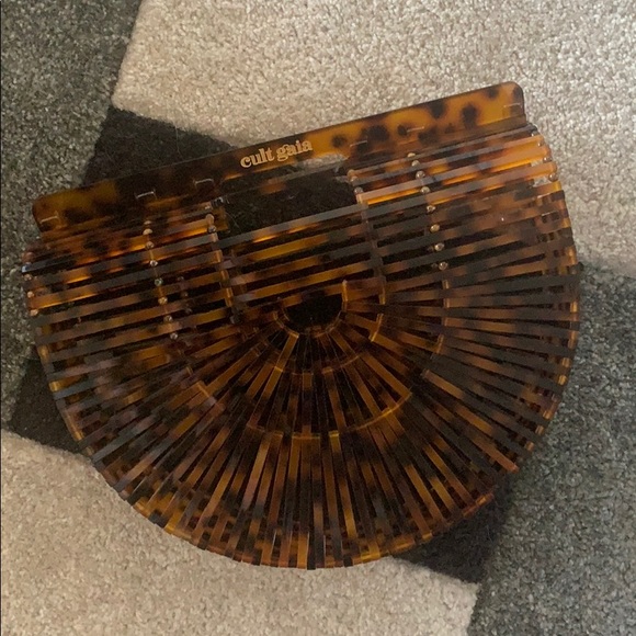 ❌ SOLD ❌ NWT Cult Gaia Ark Bag (Tortoise, Small) - Picture 5 of 6